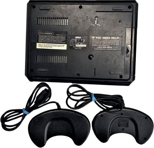 https://cdn.reebelo.com/pim/products/P-SEGAGENESISMODELMK1601WITH2CONTROLLERS/BLA-image-1.jpg
