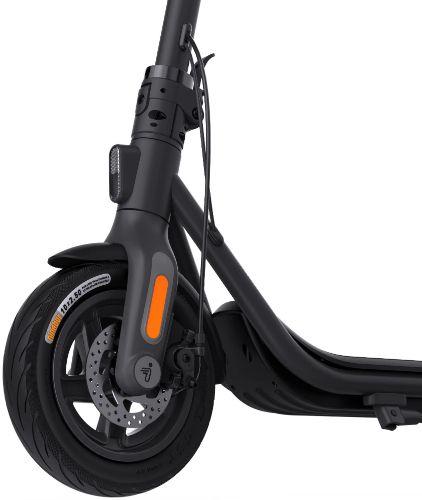 https://cdn.reebelo.com/pim/products/P-SEGWAYNINEBOTELECTRICKICKSCOOTERF2/BLA-image-3.jpg