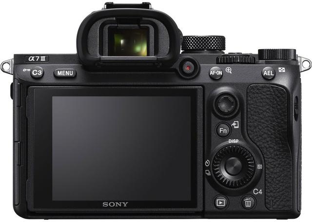 https://cdn.reebelo.com/pim/products/P-SONYA7IIIMIRRORLESSCAMERAWITH2870MMLENS/BLA-image-3.jpg