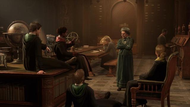 https://cdn.reebelo.com/pim/products/P-SONYPS4HOGWARTSLEGACYVIDEOGAME/BLU-image-3.jpg
