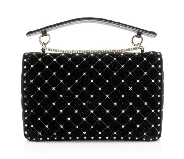 https://cdn.reebelo.com/pim/products/P-VALENTINOVELVETROCKSTUDSPIKEUPSHOULDERBAG/BLA-image-2.jpg