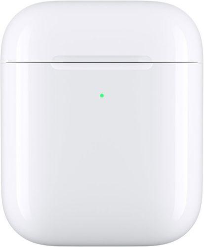 Apple  Wireless Charging Case (Only) for AirPods in White in Excellent condition