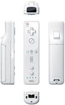 Nintendo  Wii Remote in White in Excellent condition