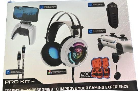 Bionik Pro Kit+ for PS5 PlayStation 5 With 2x Quickshot Pro - White - Excellent