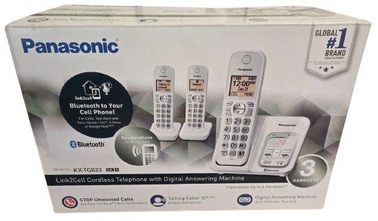 Panasonic  KX-TG833 SK1 Link2Cell Cordless Phone (3 Handsets) - White - Excellent