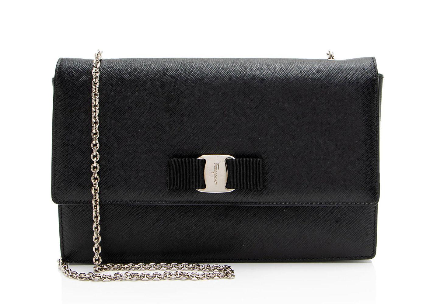 Salvatore Ferragamo Leather Ginny Small Shoulder Bag - Black - Leather - Excellent