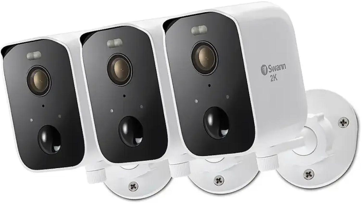 Swann  CoreCam 2K Wireless Spotlight Camera (SWIFI-COREPROPK3) - White - Excellent